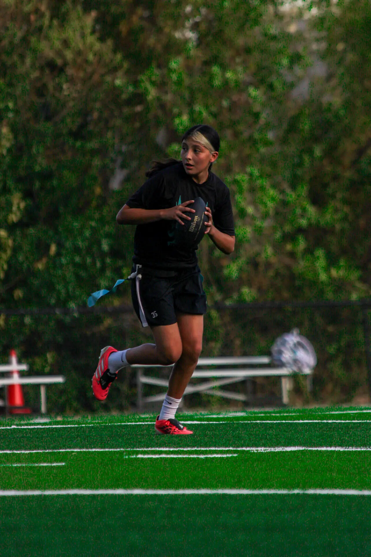 Jaylei setting to throw from the pocket